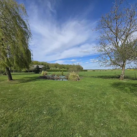 Havre De Paix Avec Piscine, Parc Et Campagne