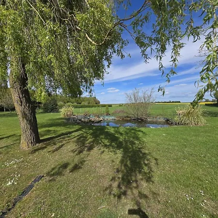 Havre De Paix Avec Piscine, Parc Et Campagne